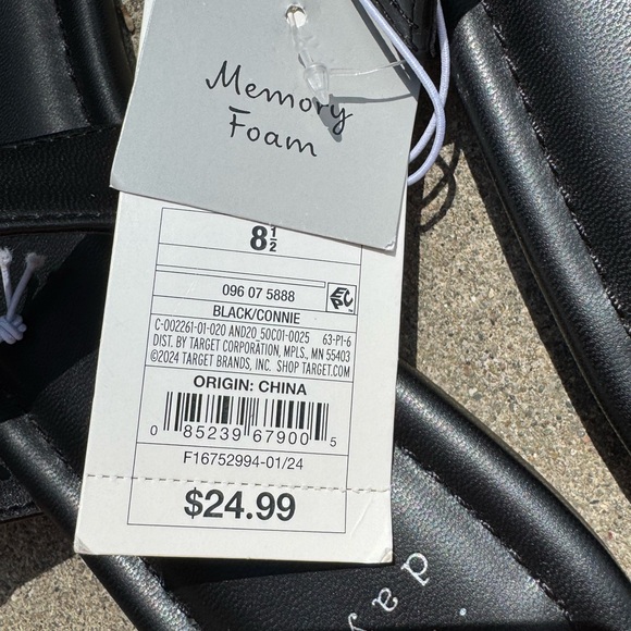 A New Day Black Strappy Slip on Sandals 8.5 NWT - Picture 7 of 9